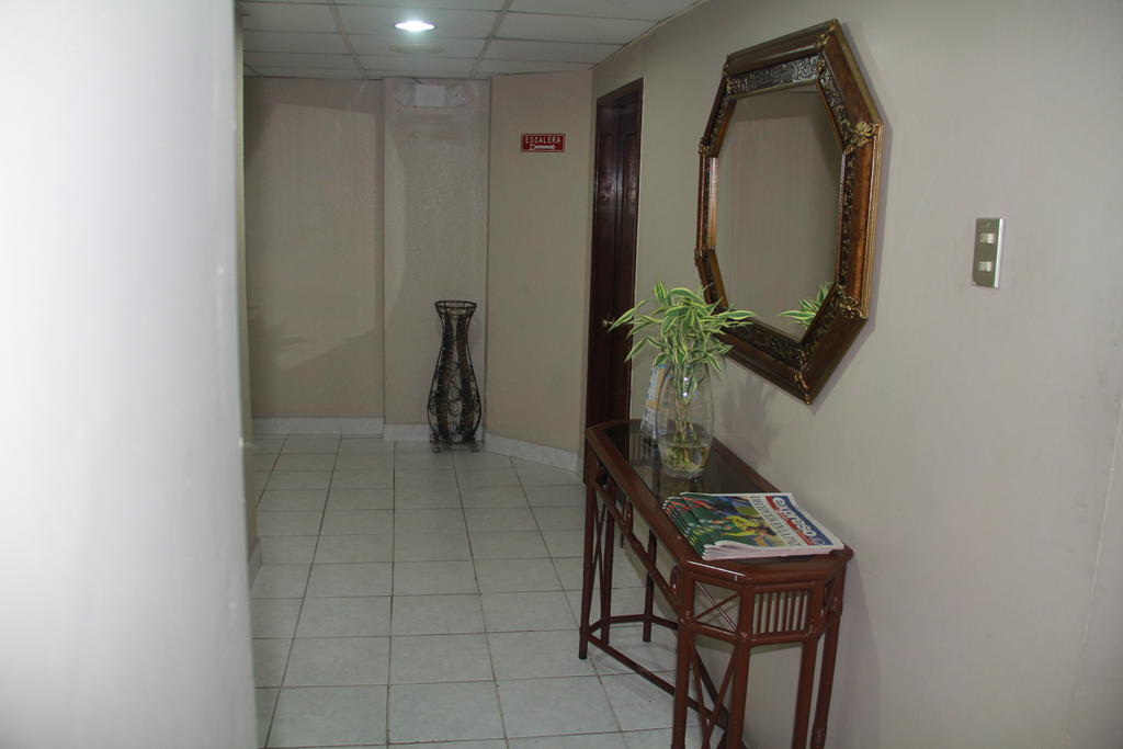 Hotel La Torre Guayaquil Exterior foto