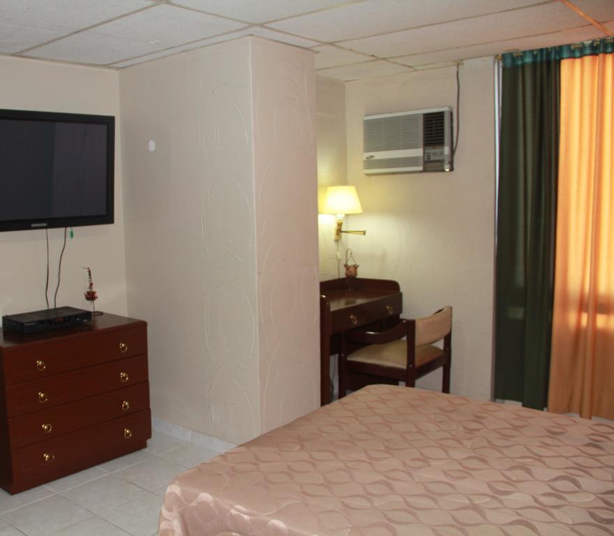 Hotel La Torre Guayaquil Quarto foto