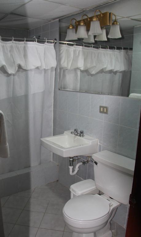 Hotel La Torre Guayaquil Quarto foto