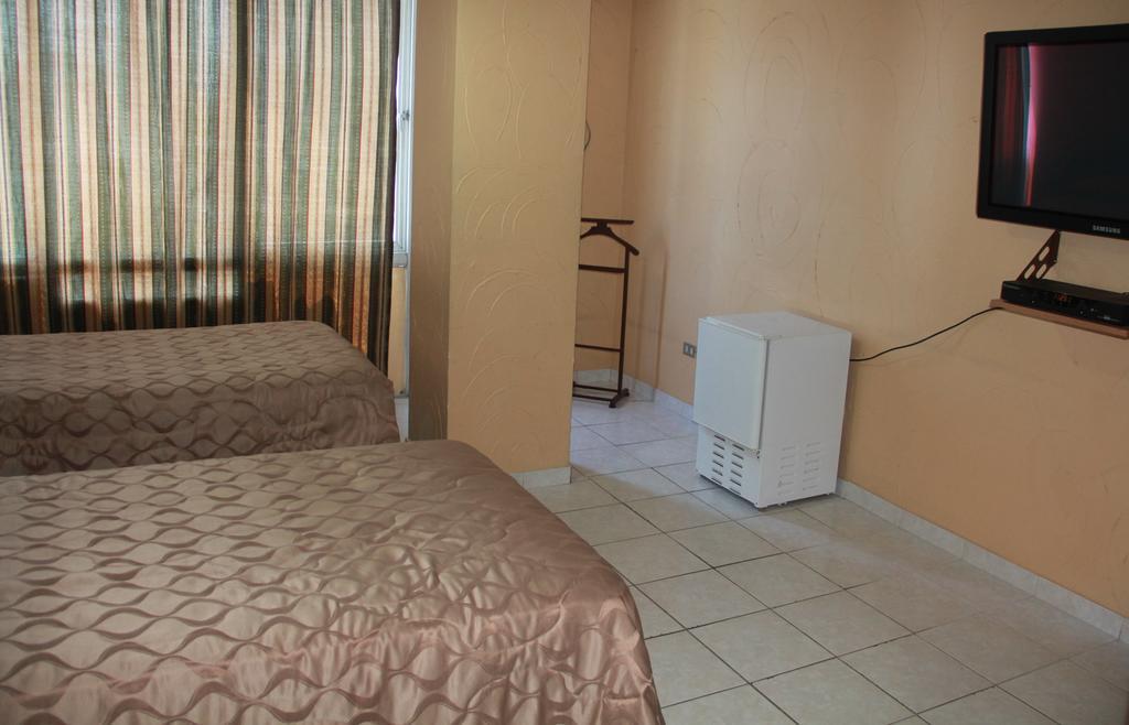 Hotel La Torre Guayaquil Quarto foto